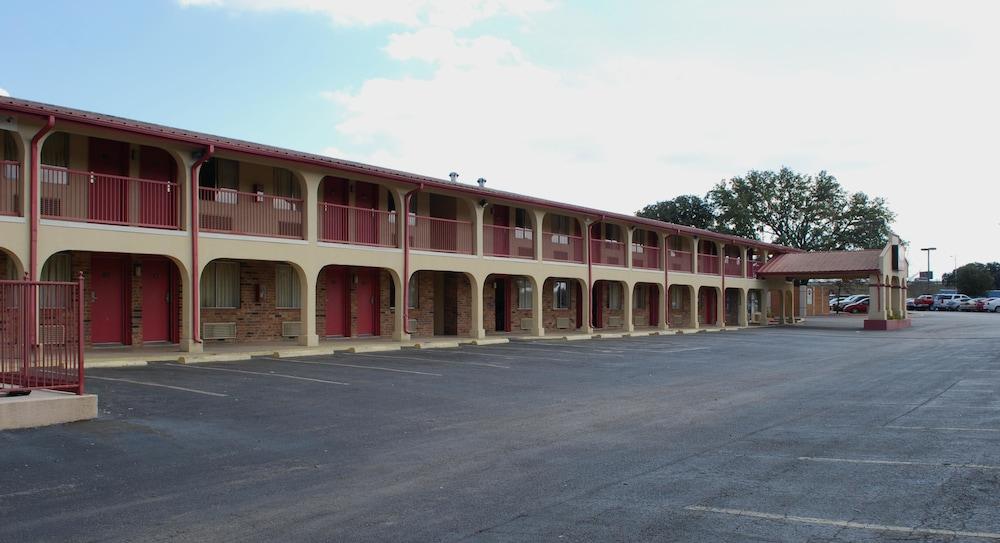 Econo Lodge San Marcos University Area מראה חיצוני תמונה