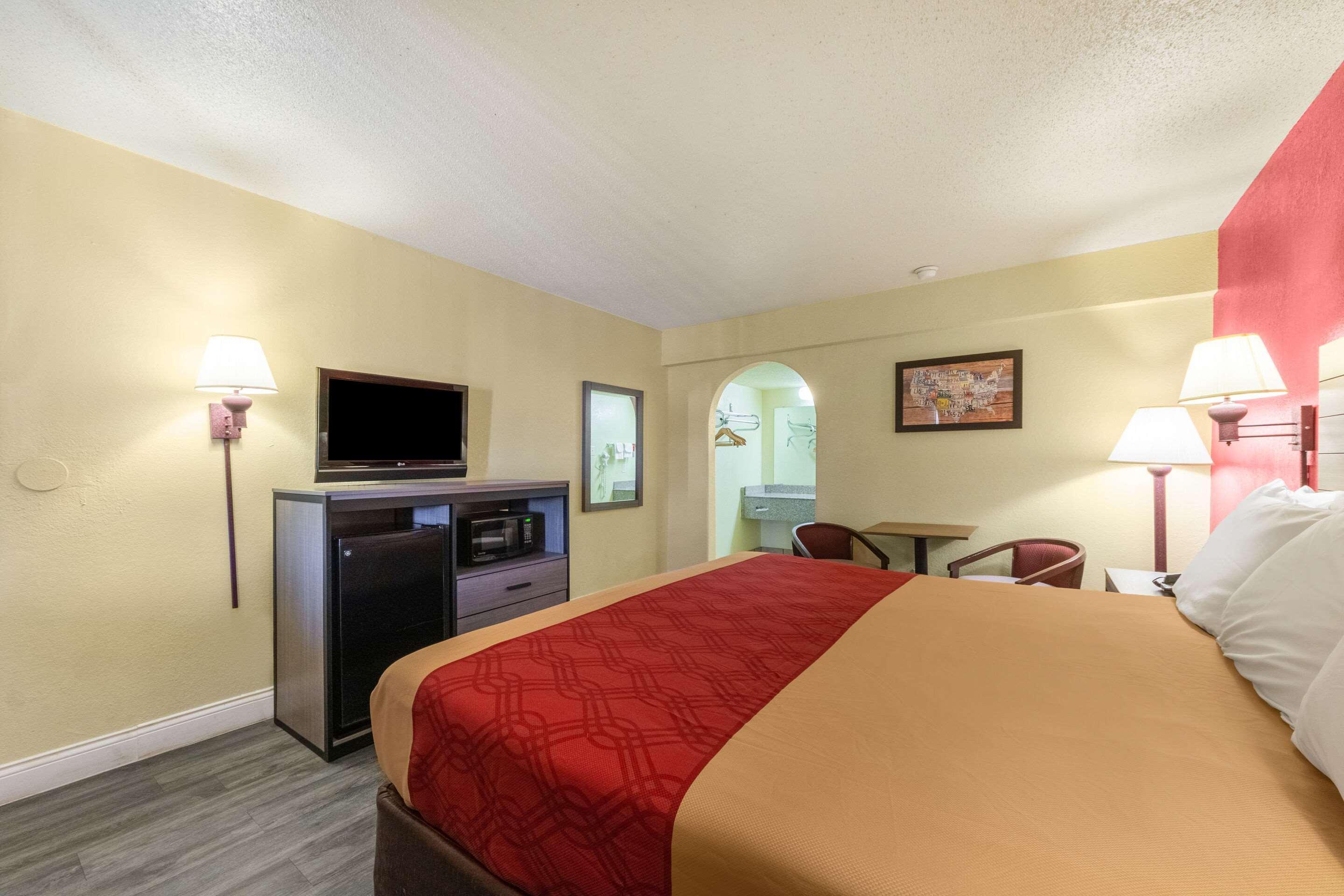 Econo Lodge San Marcos University Area מראה חיצוני תמונה